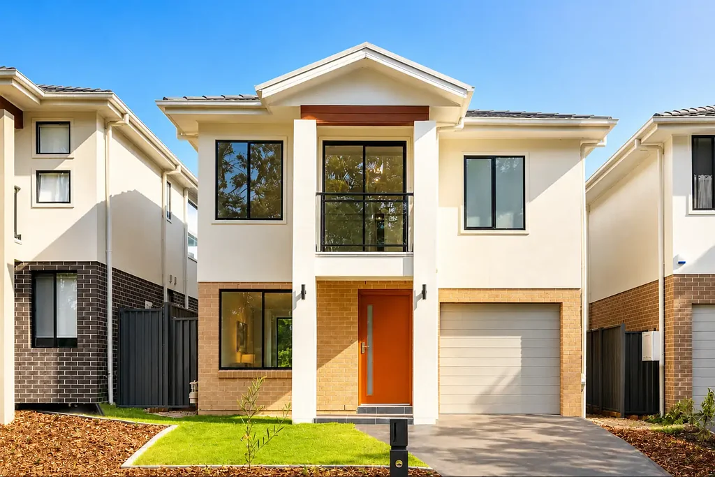 Prime Box Hill Location - Modern Family Brand New Home