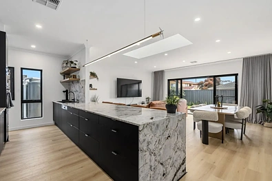 Glanville 3Kwarto Contemporary Coastal Luxury – Exceptional Design, Premium Finishes & Effortless Living!