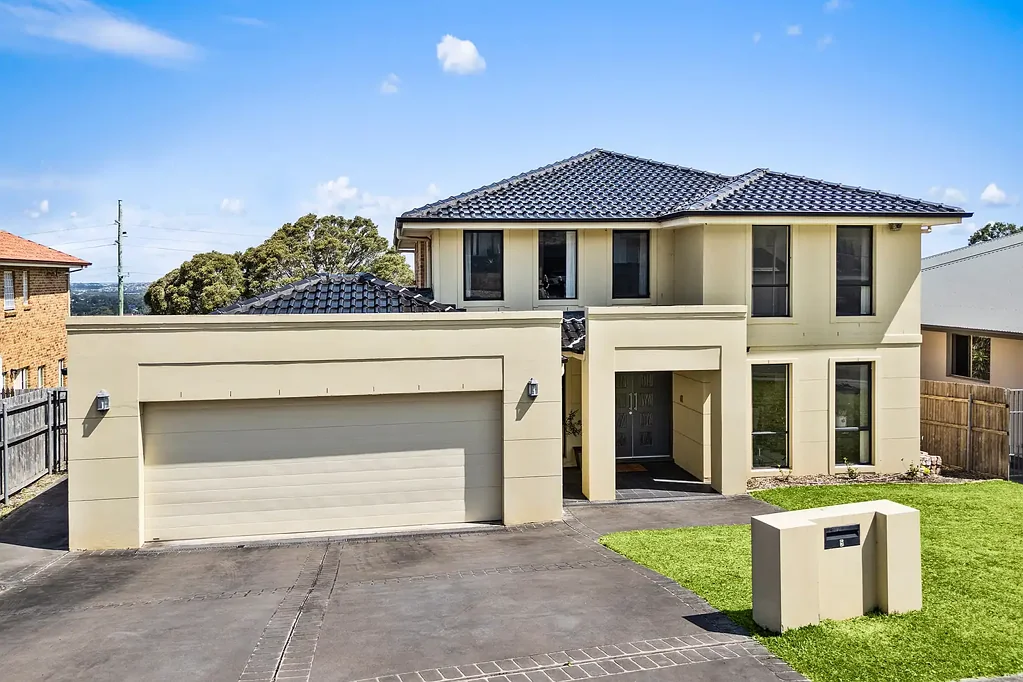 Mount Keira 5房 一个卓越且专属的机会 An Exceptional and Exclusive Opportunity