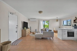 12/29 Ahern Street, Labrador