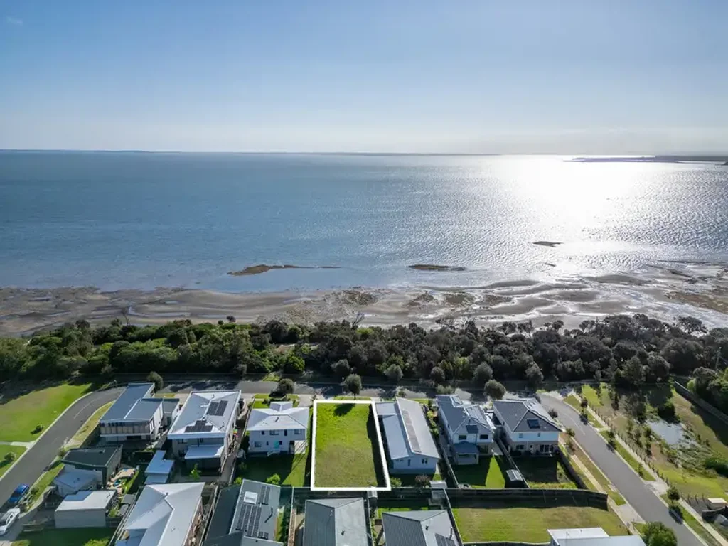 Corinella Last Remaining Foreshore Block – Build Your Dream by the Bay