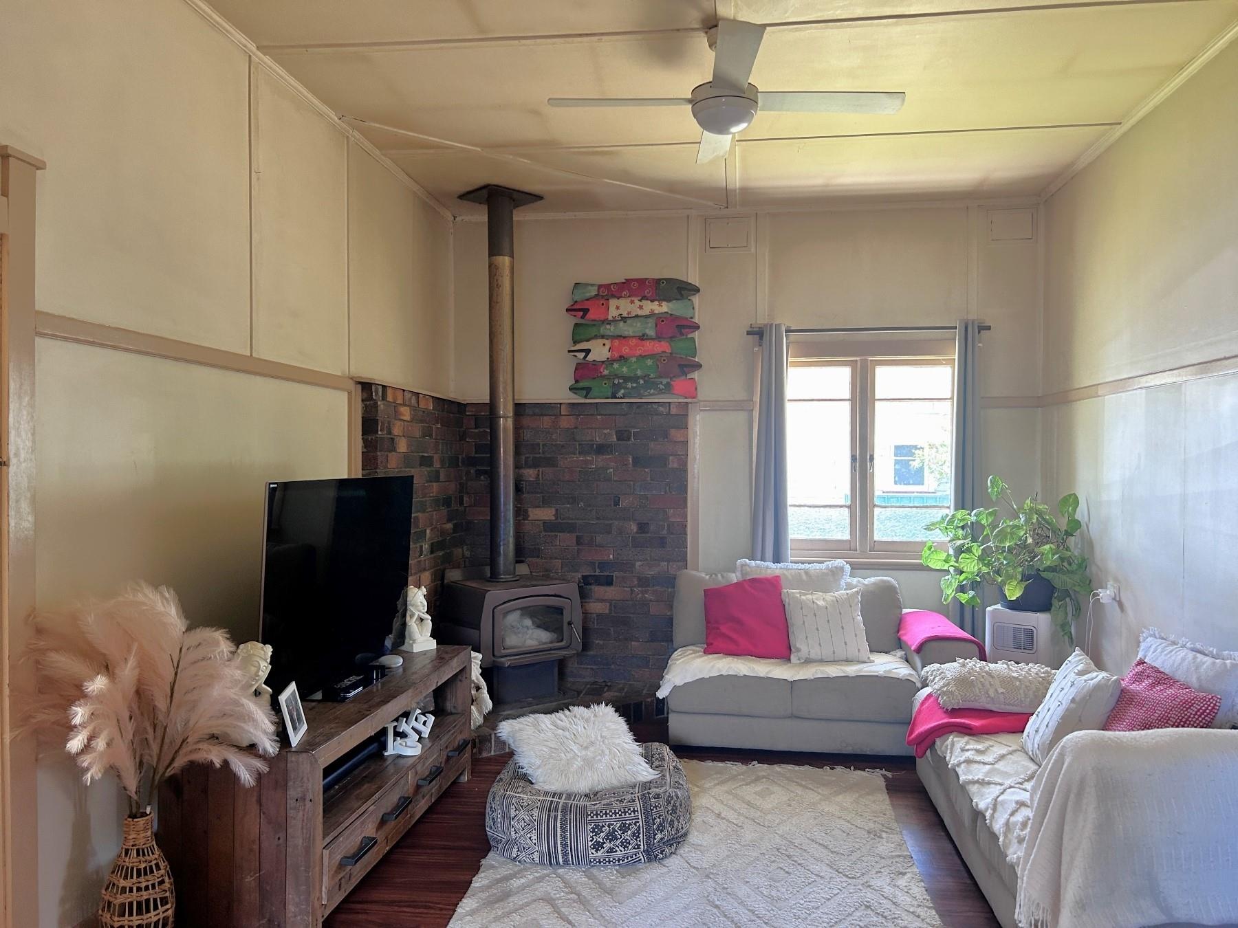 5 DUKE ST, URALLA NSW 2358, 0 chambres, 0 salles de bain, House