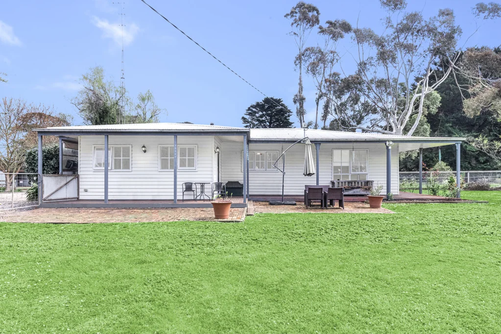 4 Whittons Lane, Winslow, VIC 3281