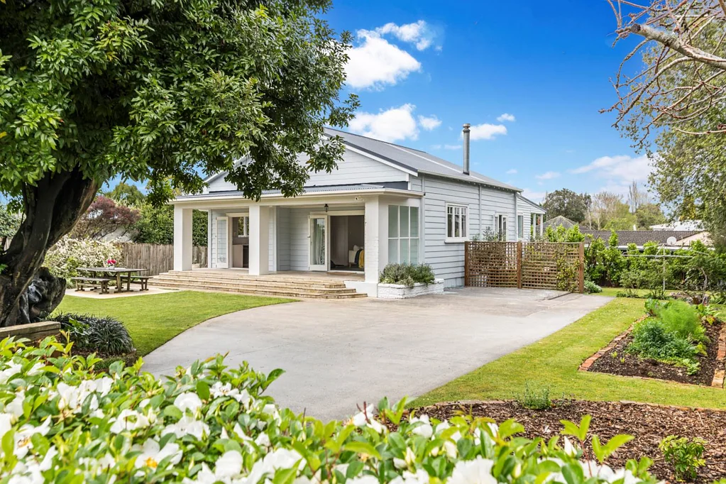 13 Albert Street, Papakura, Auckland