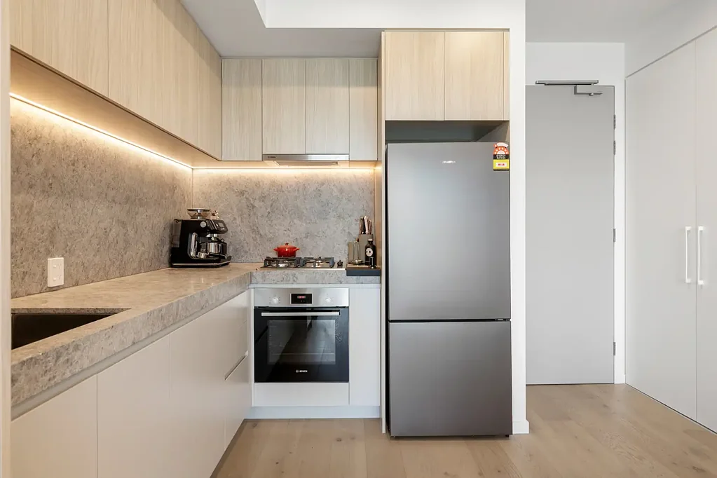 Oakleigh 2 Bedroom Elevated Serenity with a Sunny Disposition