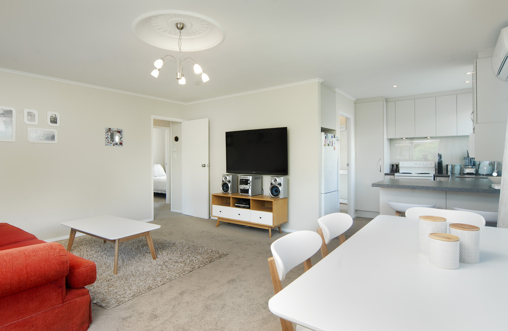 2/141 Gills Road, Half Moon Bay, Auckland - Manukau, 3 habitaciones, 1 baños