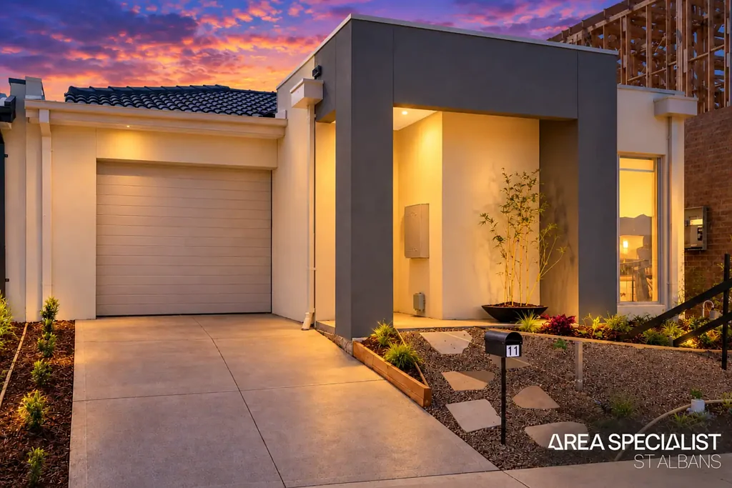 Fraser Rise 3房 Fraser Rise 便利地段的低维护生活 Low-Maintenance Living in a Convenient Fraser Rise Location