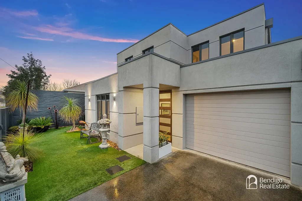 Kennington 3房  Luxury Townhouse Living