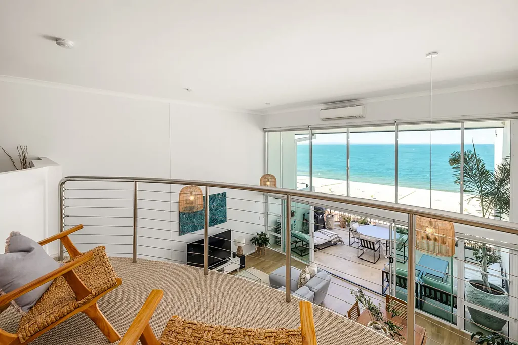26/94-98 Prince Edward Parade, Redcliffe, QLD 4020