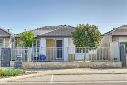 30 Kalli Street, Golden Bay