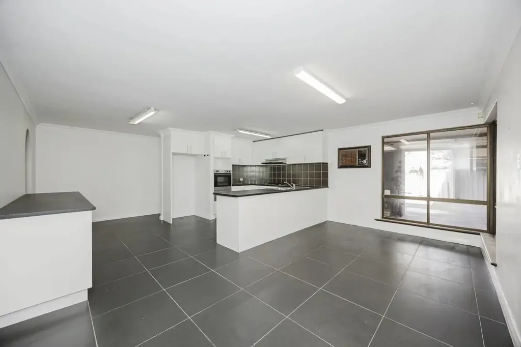 Marangaroo 4 Slaapkamer UNDER OFFER...UNDER OFFER