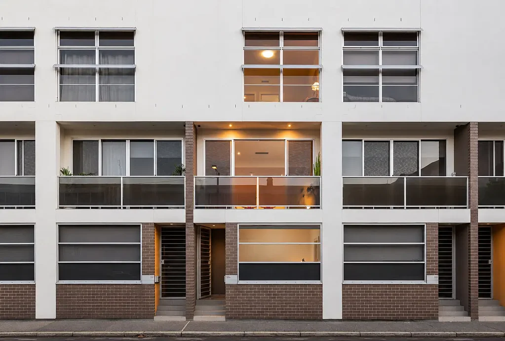 Adelaide 3ਬੈੱਡਰੂਮ Stylish North Facing 3 Bedroom Townhouse with Amazing Entertainers Roof Deck!