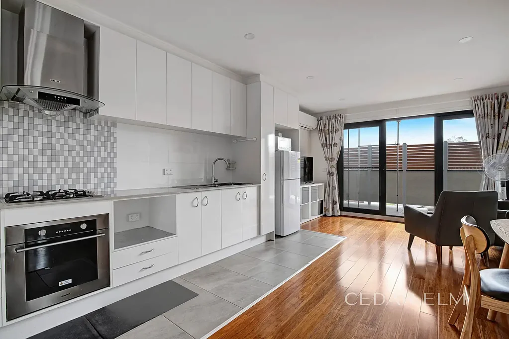 FULLY FURNISHED 2 Bedroom Apartment In Bayswater