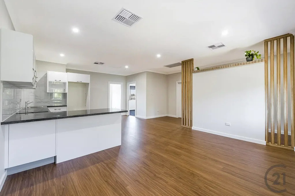 Mandurah 2Kwarto Fully Renovated, Premium Mixed-Zoning Gem in Central Mandurah!