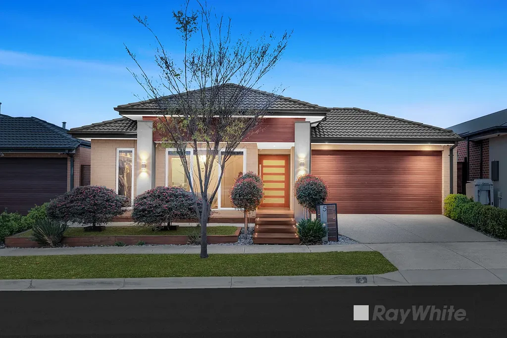 5 Allambi Court, Cranbourne North, VIC 3977