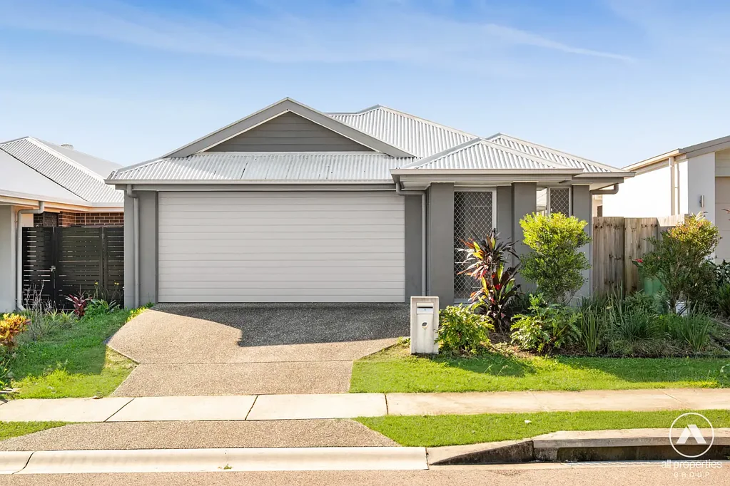 8 Hayter Street, Logan Reserve, QLD 4133