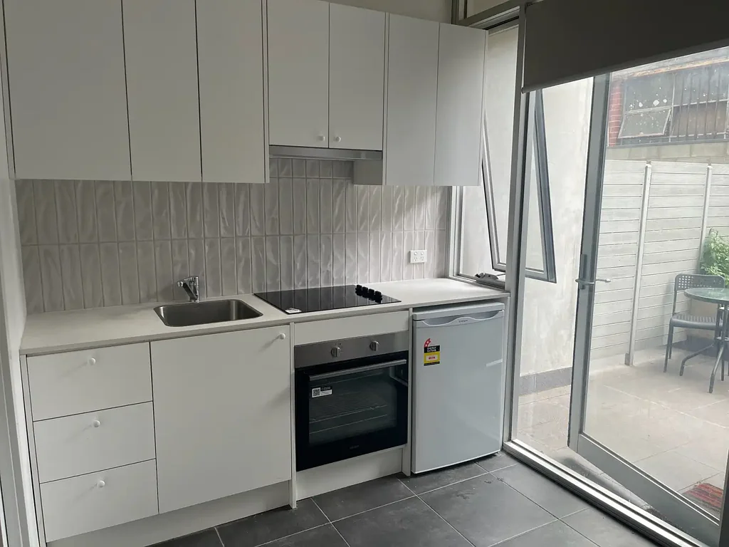 6 Month Lease Only - Open: Fri 5th Dec 12:00pm - 12:15pm