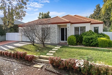 Maiden Gully 4Habitaciones Spacious Family Living with Multiple Living Zones & Exceptional Vehicle Accommodation