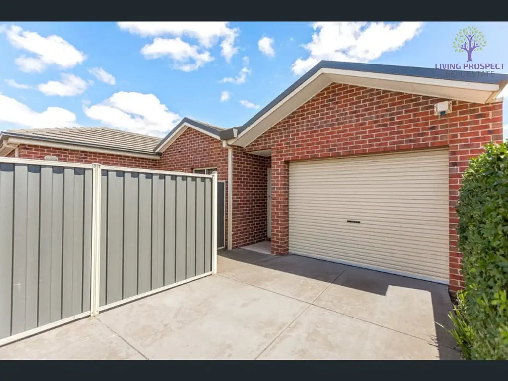 Werribee 3침실 Stylish, Low-Maintenance Living in the Heart of Werribee