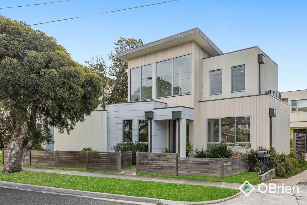 1/23B Gairloch Drive, Frankston, VIC 3199
