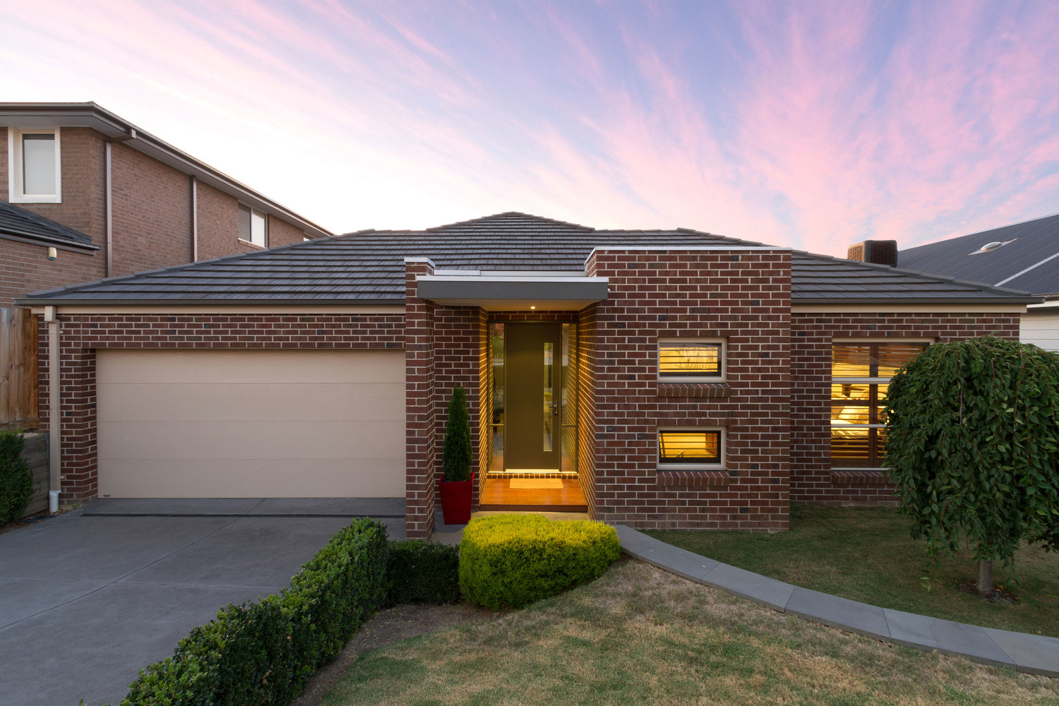 11 REGENT AV, MOOROOLBARK VIC 3138, 0 chambres, 0 salles de bain, House