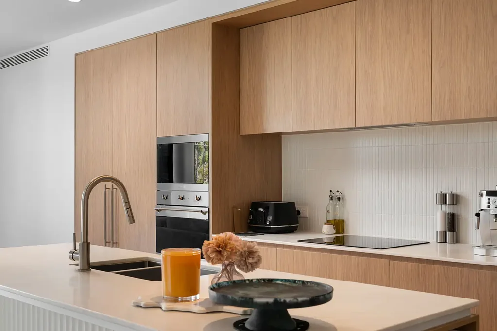 Maroochydore 3 Slaapkamer Boutique Coastal Living in the Heart of Cotton Tree