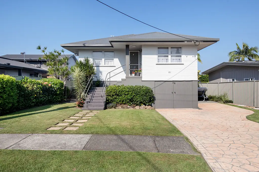 81 Wilson Street, Labrador, QLD 4215