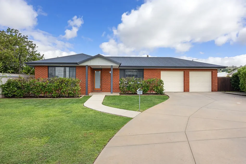 10 Grampian Place, Tatton, NSW 2650