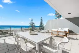 30/32-34 Musgrave Street, Coolangatta