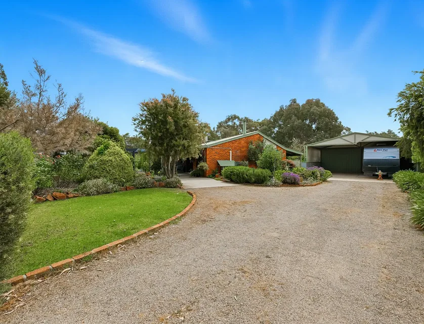 39 Moore St, Baddaginnie, VIC 3670, 3 침실, 1 욕실, House