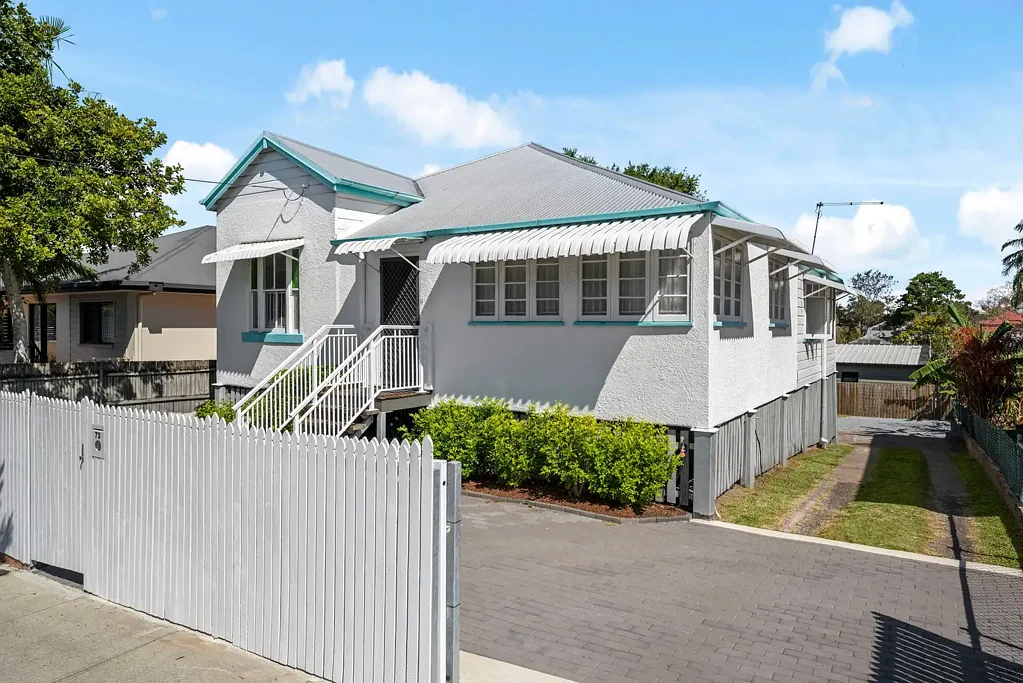 Annerley 4Kwarto Character Queenslander in Convenient Location