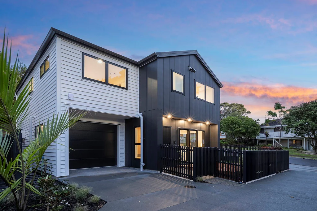 Browns Bay 5બેડરૂમ 5-Bed Luxury Living in Rangitoto Zone