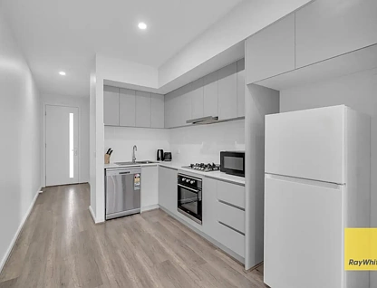 45 Waterbird Circuit, Weir Views, VIC 3338, 3房, 2浴, Apartment