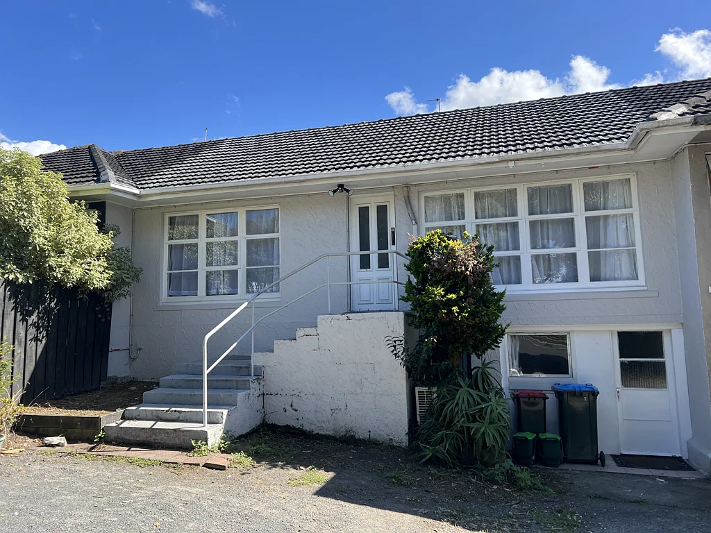 Two bedrooms w/ Large Rumpus Room