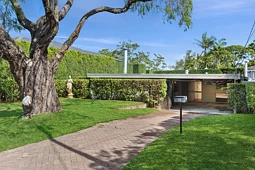 15 Shamrock Parade, Killarney Heights