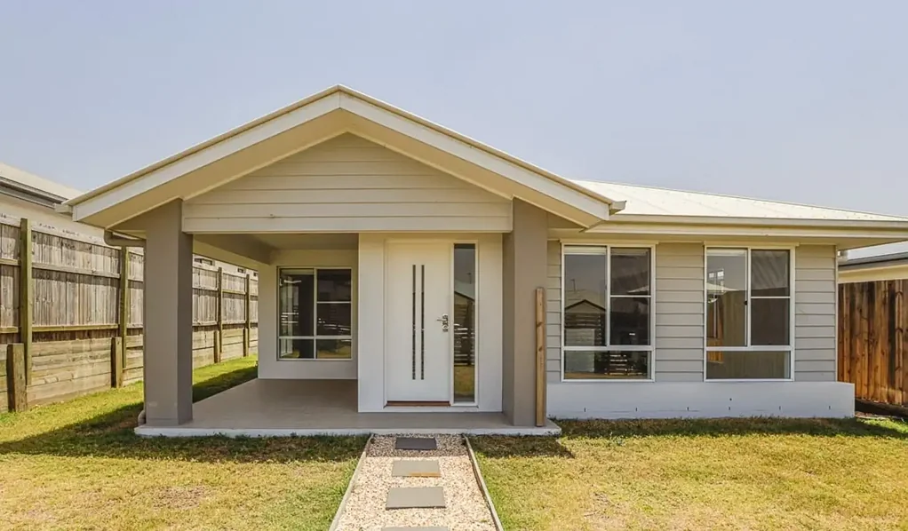 Fully Fenced Home in Pimpama In A Great Location!