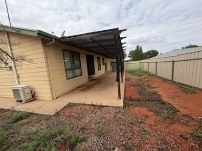19A Maireana Circuit, Roxby Downs, SA 5725, 4 Bedrooms, 1 Bathrooms, House