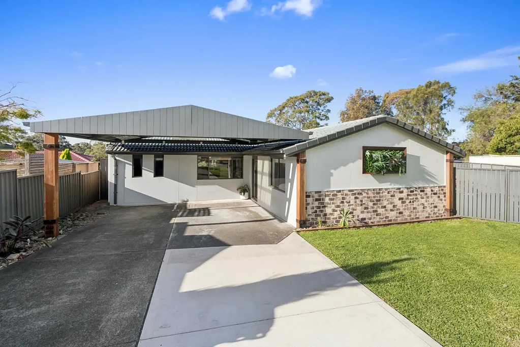 Albion Park 3房  Family Living with the Ultimate Backyard Retreat