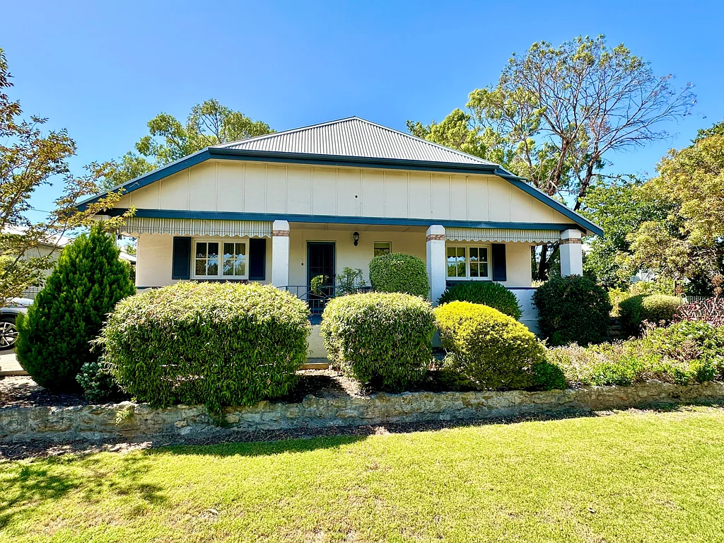 131 Gordon Street, Naracoorte, SA 5271