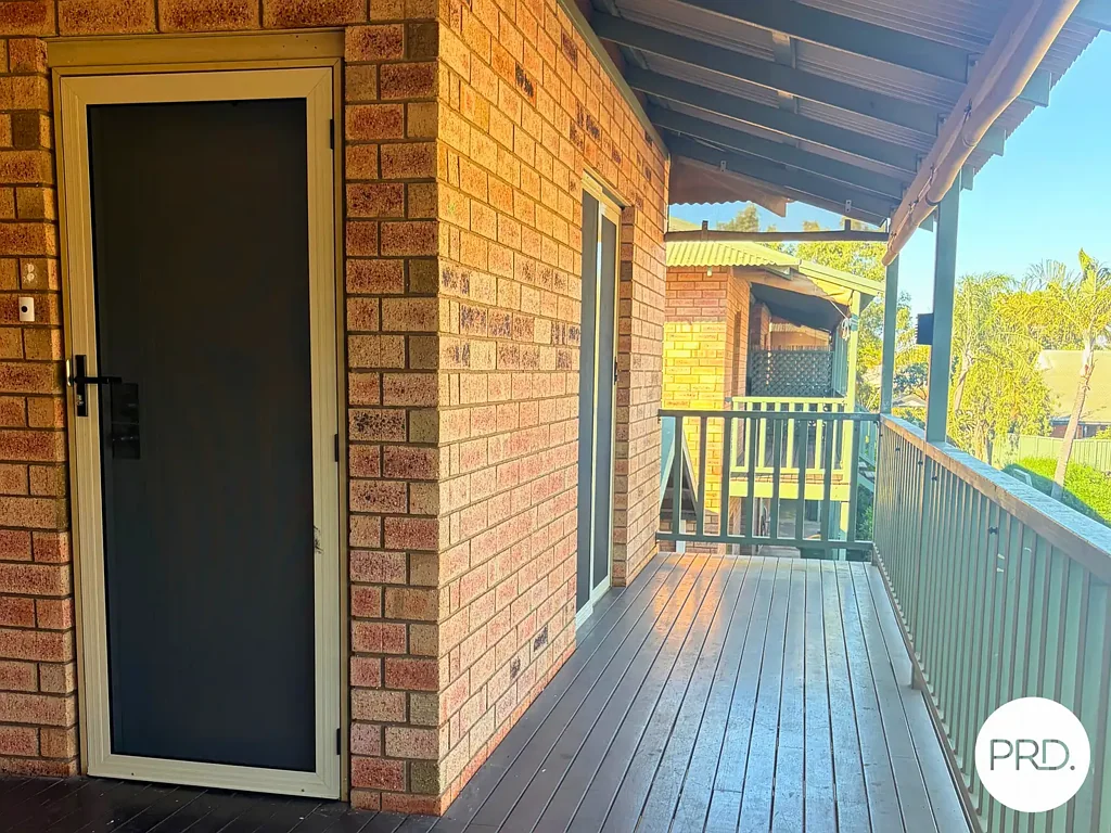 Freshly Refreshed 2x1 Unit in a Convenient Location