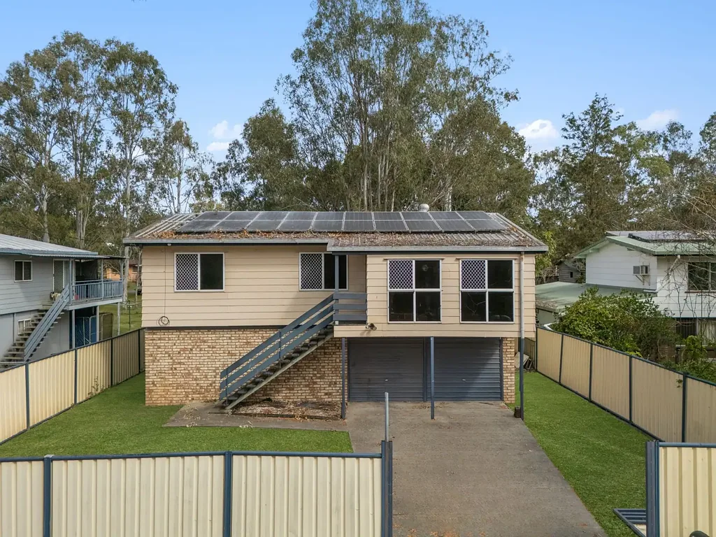 Bellbird Park 3房 宽敞的 640 平方米地块上的完美翻新房 The Perfect Renovator on a Spacious 640m² Allotment