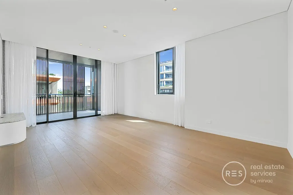 Luxurious & Spacious 3-Bedroom Apartment in NINE by Mirvac