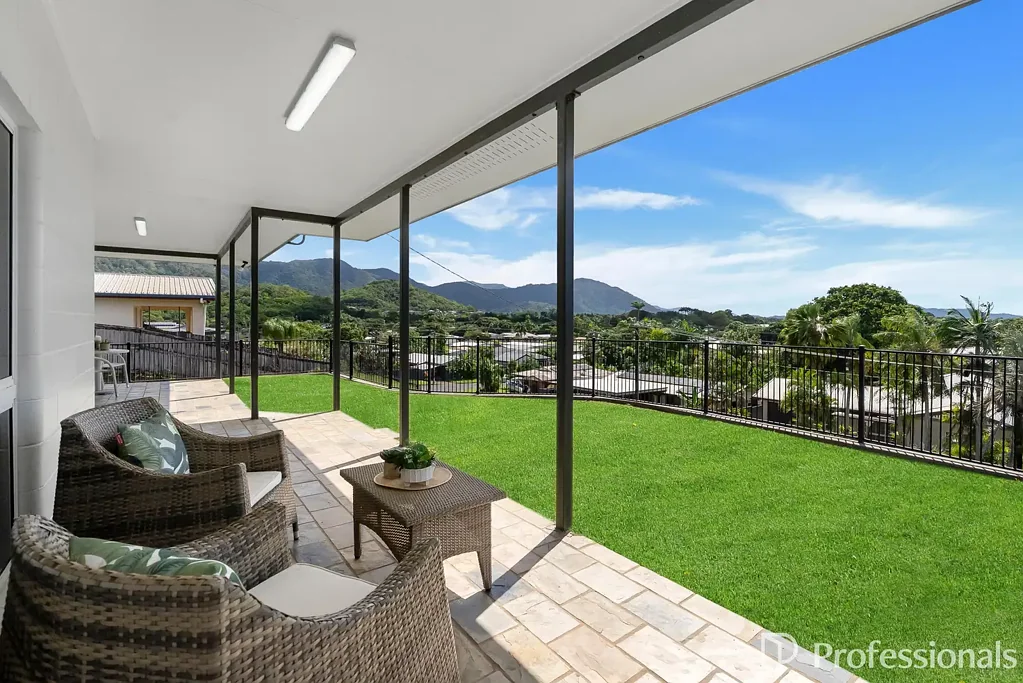 White Rock 4 Slaapkamer Elevated Living with Space, Views & Lifestyle Appeal