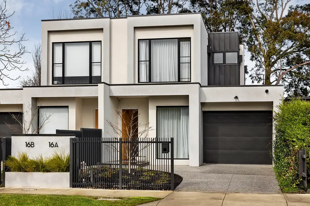 Architectural Brilliance in Prized Locale