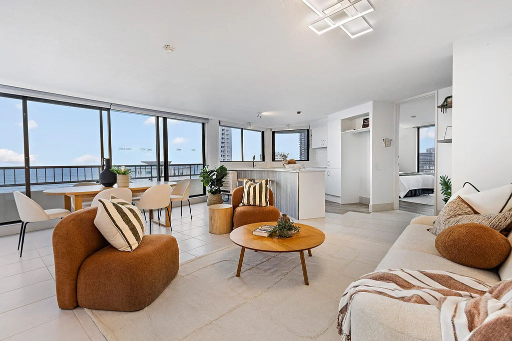 Surfers Paradise 2房  Ocean-Facing Level 14 in The Regent - 146sqm with 280° Views