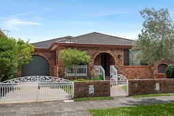 34 Moate Avenue, Brighton-Le-Sands
