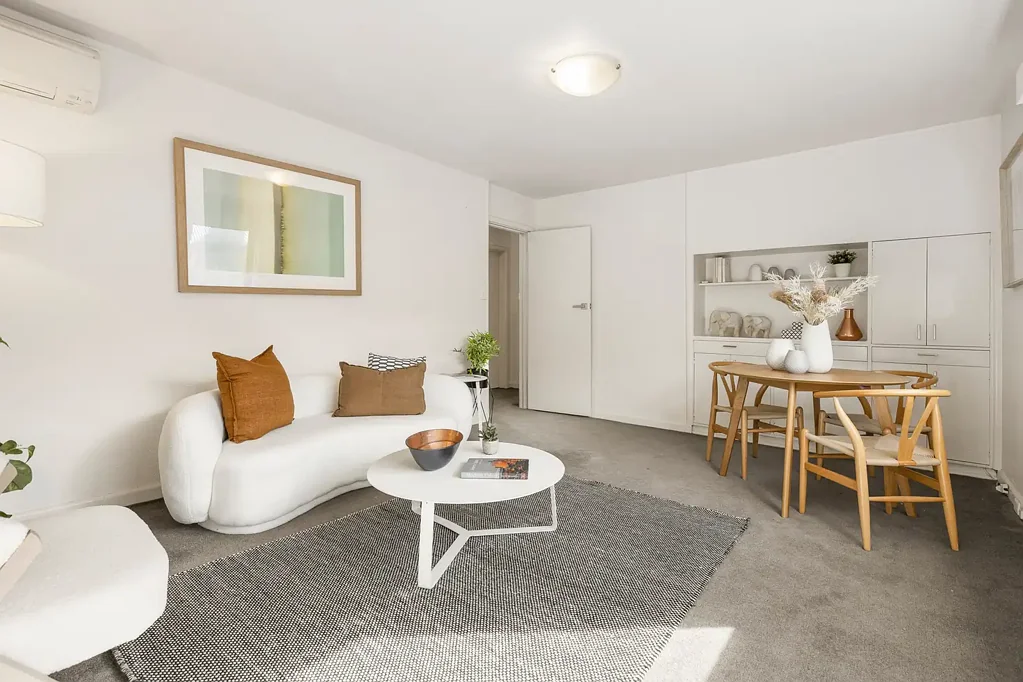 South Yarra 2chambre Two-Bedroom Apartment in Coveted South Yarra Location