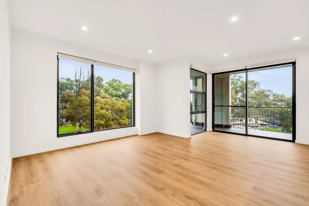 Stylish, Spacious & Sophisticated - Premium Apartment Living in the Heart of St Clair