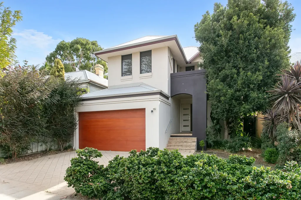Cottesloe 4 Bedroom Effortless Beachside Living