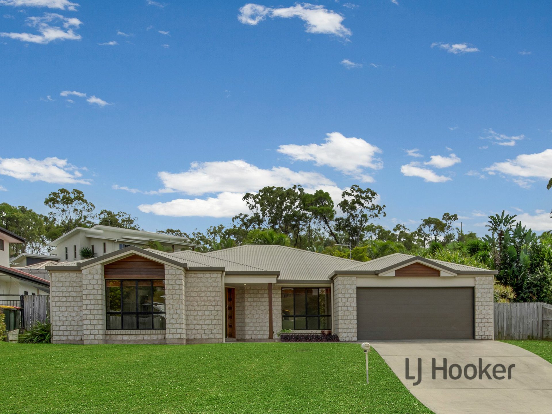 22 LIGHTHOUSE DR, BOYNE ISLAND QLD 4680, 0 غرف, 0 حمامات, House